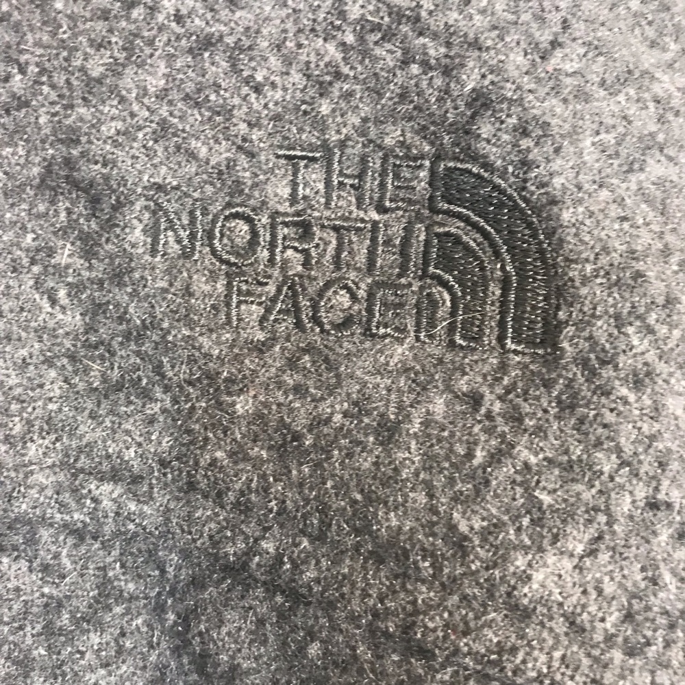 North face jacket - Picture 7 of 9